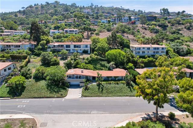 Palos Verdes Estates, CA 90274,360 Via Almar