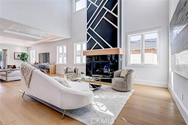Manhattan Beach, CA 90266,1544 Mathews Avenue