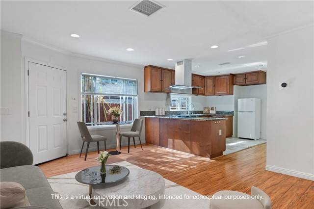 Los Angeles, CA 90004,317 N Commonwealth Avenue