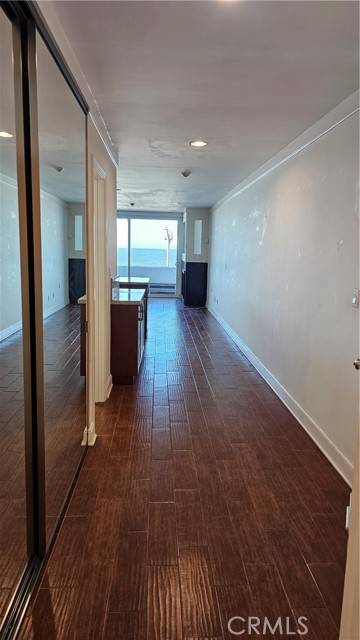 Redondo Beach, CA 90277,615 Esplanade #106