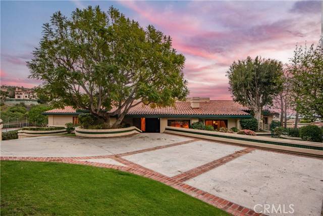 Palos Verdes Estates, CA 90274,940 Paseo La Cresta