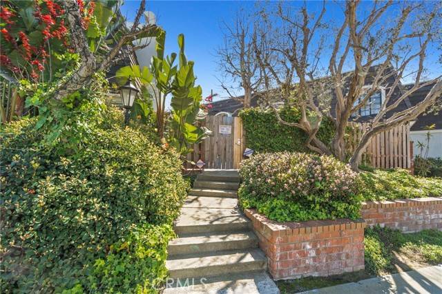 Playa Del Rey, CA 90293,7866 W Manchester Avenue