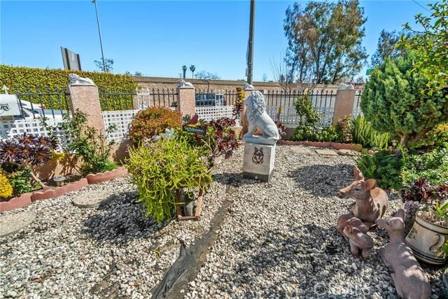 Hawthorne, CA 90250,3830 W 118th Street