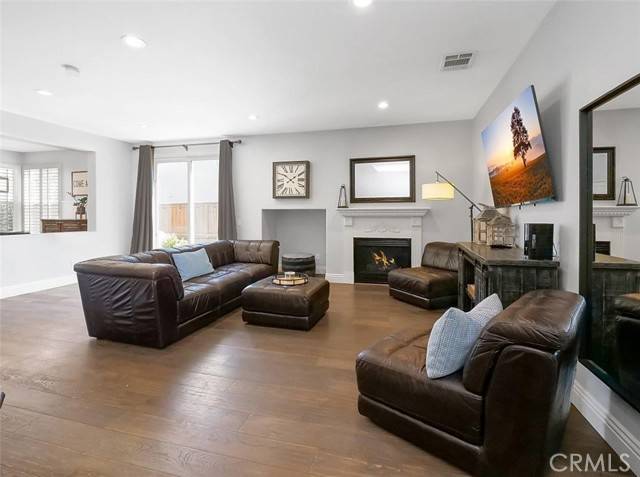 San Pedro, CA 90732,1846 Newport Terrace