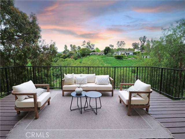 Palos Verdes Estates, CA 90274,4300 Via Alondra