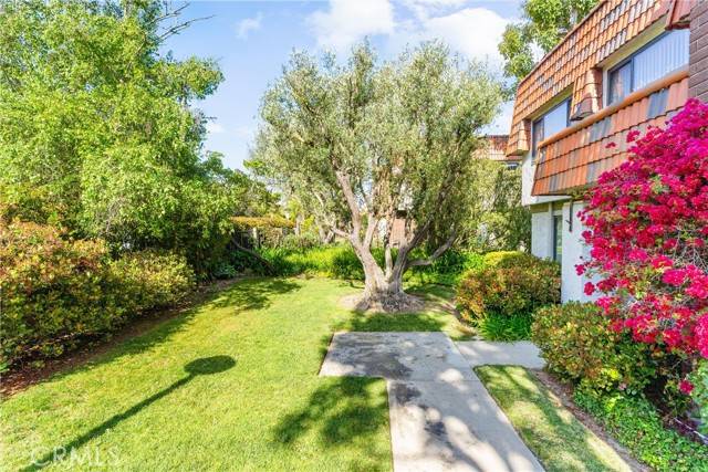Rancho Palos Verdes, CA 90275,28039 Ridgebrook Court