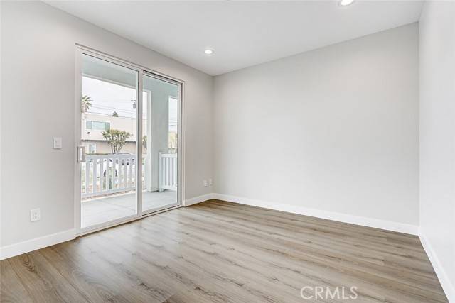 Lomita, CA 90717,26016 Oak Street #H