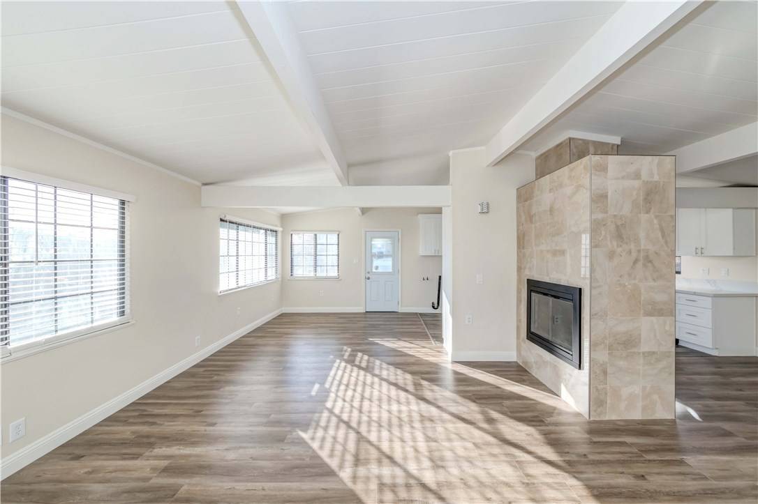 Torrance, CA 90501,24239 Huber