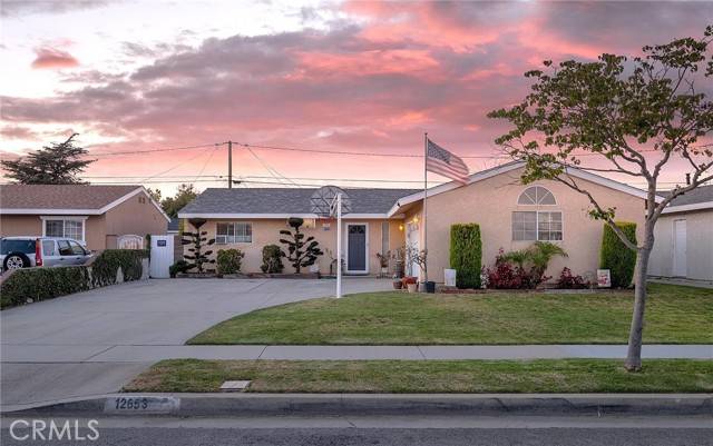 Lakewood, CA 90715,12653 Vandemere Street