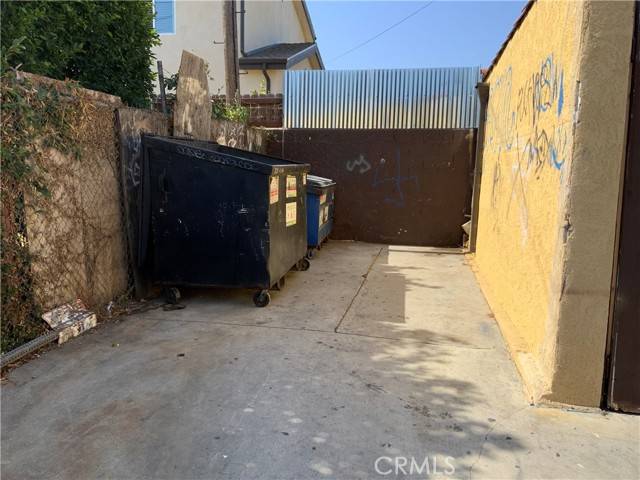 Wilmington, CA 90744,329 W Ross Place