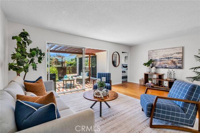 Rancho Palos Verdes, CA 90275,26326 Birchfield Avenue