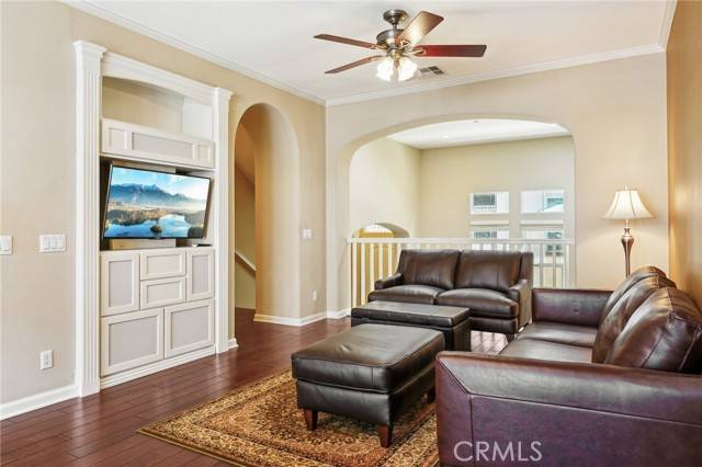 Corona, CA 92883,4437 Owens Street #104