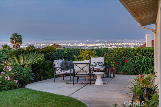 Rancho Palos Verdes, CA 90275,27005 Diamondhead Lane