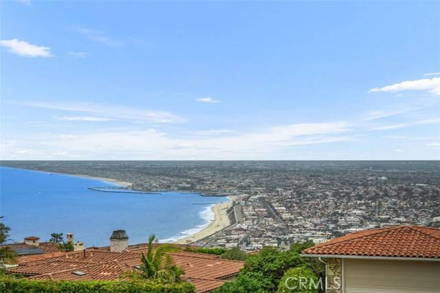 Palos Verdes Estates, CA 90274,953 Via Del Monte