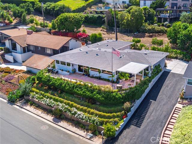 Rancho Palos Verdes, CA 90275,30229 Kingsridge Drive