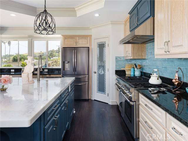 Rancho Palos Verdes, CA 90275,30229 Kingsridge Drive