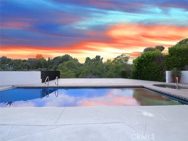 Palos Verdes Peninsula, CA 90274,26633 Academy Drive