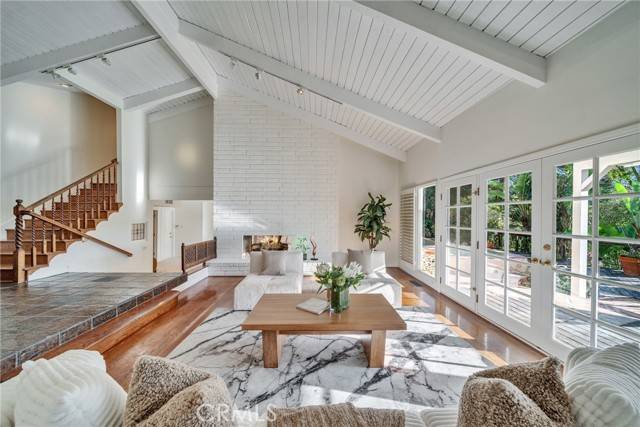 Beverly Hills, CA 90210,9472 Rembert Lane