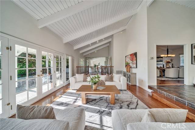 Beverly Hills, CA 90210,9472 Rembert Lane