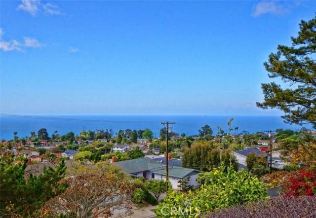 Rancho Palos Verdes, CA 90275,28709 Rothrock Drive