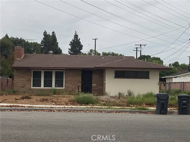 Lakewood, CA 90713,4574 Shadeway Road