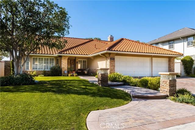 Yorba Linda, CA 92887,5715 Vista Del Mar