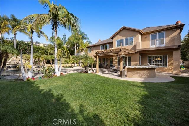 Yorba Linda, CA 92887,5435 Castle Bend Way