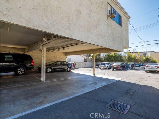 Van Nuys, CA 91401,14244 Erwin Street