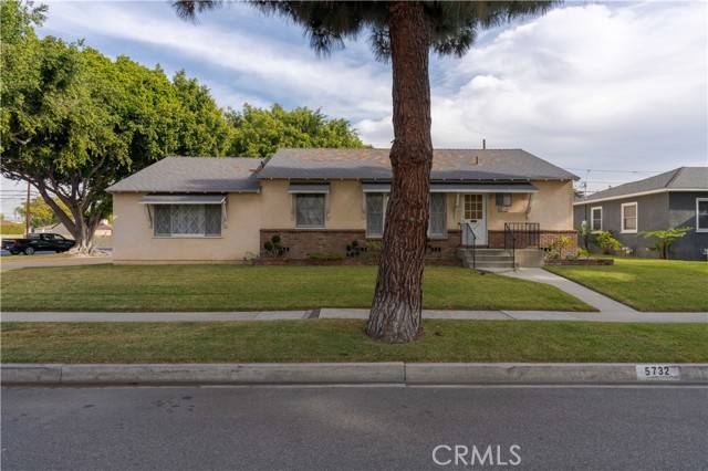 Lakewood, CA 90713,5732 Coldbrook Avenue