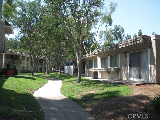 Laguna Hills, CA 92653,22502 Caminito Grande #59