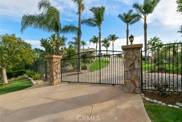 Brea, CA 92823,329 Copa De Oro Drive