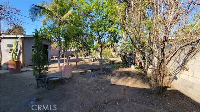 Bell Gardens, CA 90201,5871 Lanto Street