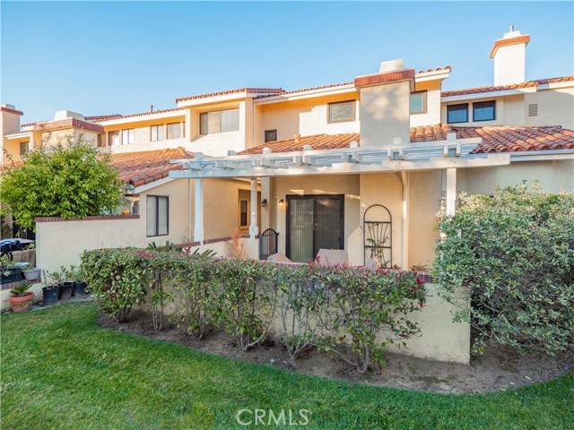 Manhattan Beach, CA 90266,14 Monterey Court