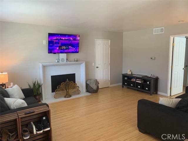 Lake Forest, CA 92630,23232 Orange Avenue #3