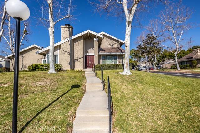 Yorba Linda, CA 92887,5855 Via Sonora #39