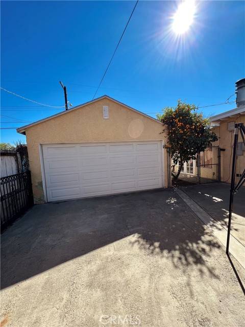 Arleta, CA 91331,13622 Bracken Street