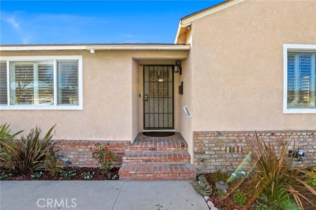 Lakewood, CA 90712,5153 Levelside Avenue