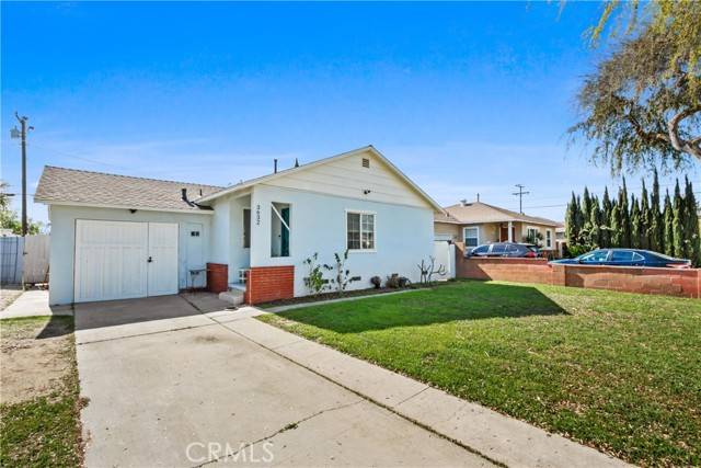 Fullerton, CA 92833,3632 W Ash Avenue