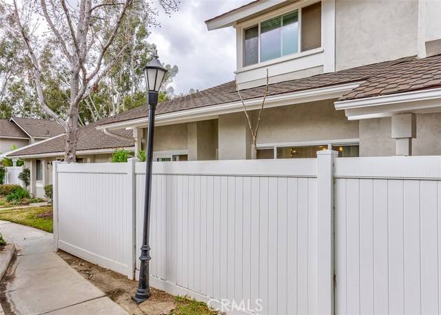 Fullerton, CA 92833,2342 Coventry Circle #19