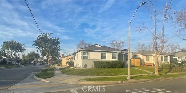 Lakewood, CA 90713,5703 Candlewood Street