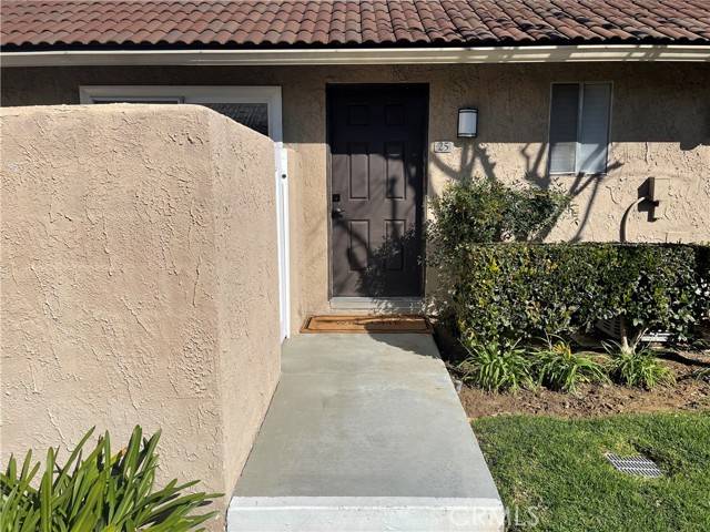 La Habra, CA 90631,774 W Lambert Road #25