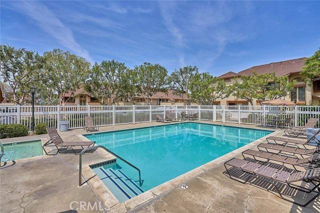 Fullerton, CA 92833,2252 Cheyenne Way #70