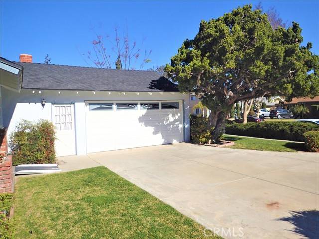 La Mirada, CA 90638,15932 Lakefield Drive