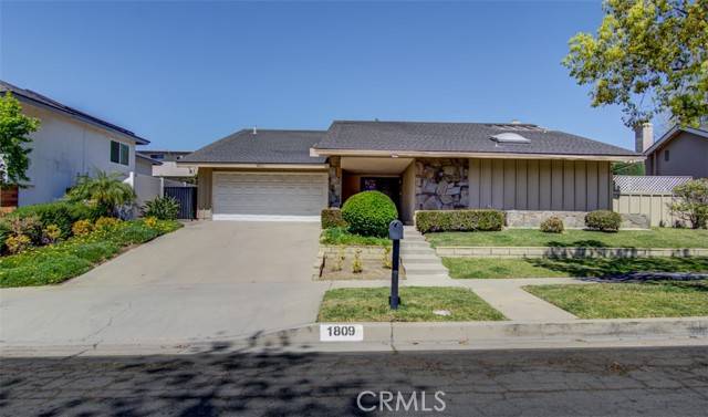 Fullerton, CA 92833,1809 Yermo Place