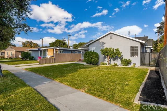 Fullerton, CA 92833,208 N Orchard Avenue