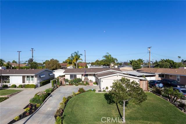 La Mirada, CA 90638,13532 Raceland Road