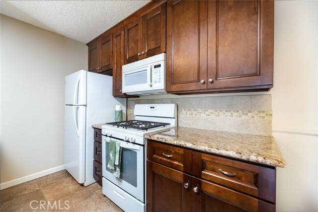 La Mirada, CA 90638,15412 La Mirada Boulevard #210