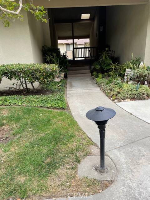 La Mirada, CA 90638,13620 La Jolla Circle #C