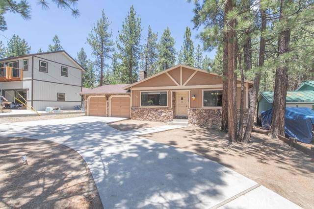 Big Bear City, CA 92314,563 Ridgeside Drive