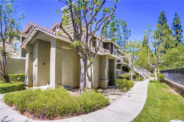 La Mirada, CA 90638,16540 Greystone Drive #124